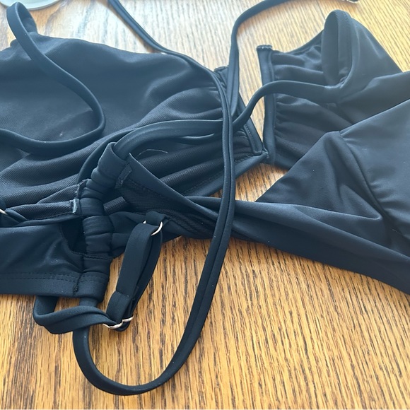 I am dealing a women plus size swim top time and try - Picture 2 of 2